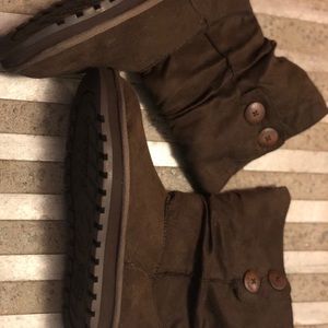 Skechers UGG style Boots